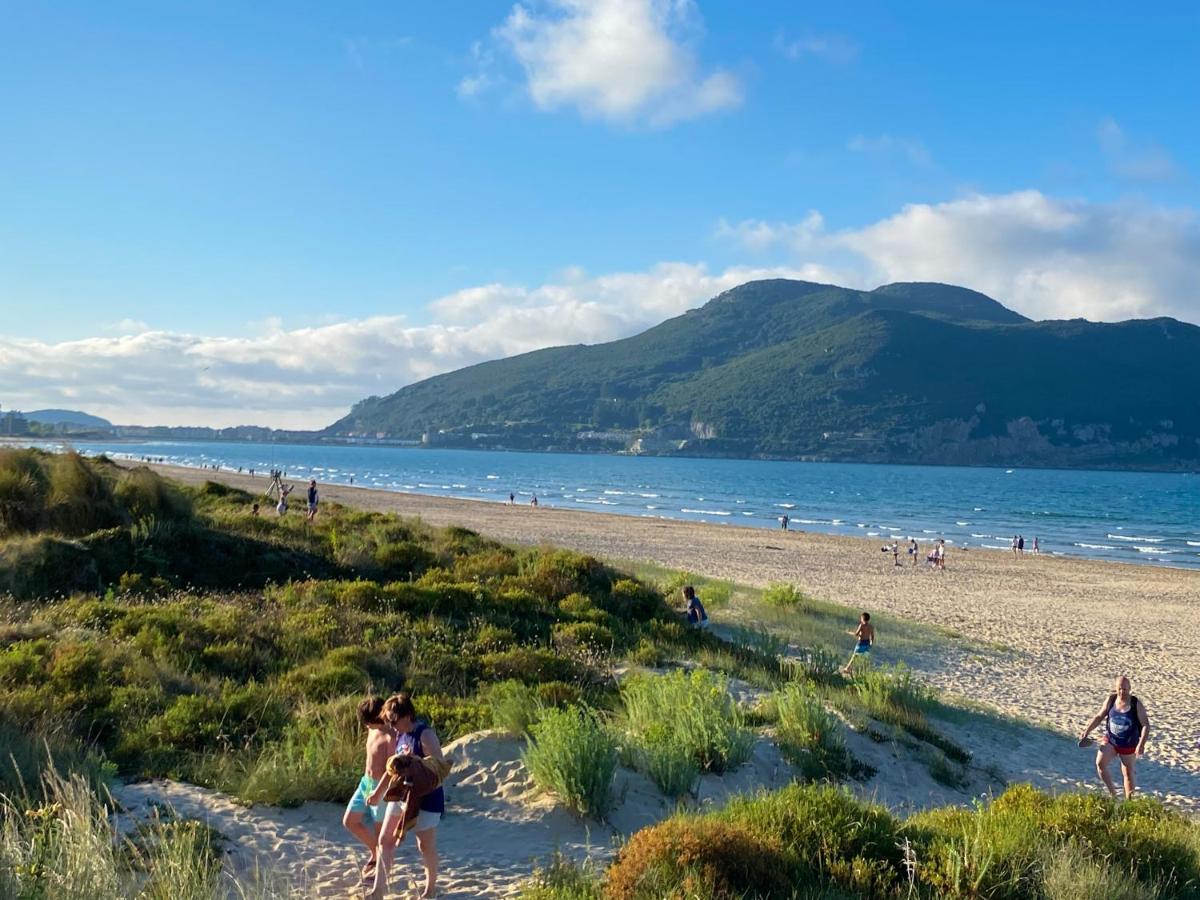 Piso Primera Linea De Playa Λαρέντο Εξωτερικό φωτογραφία